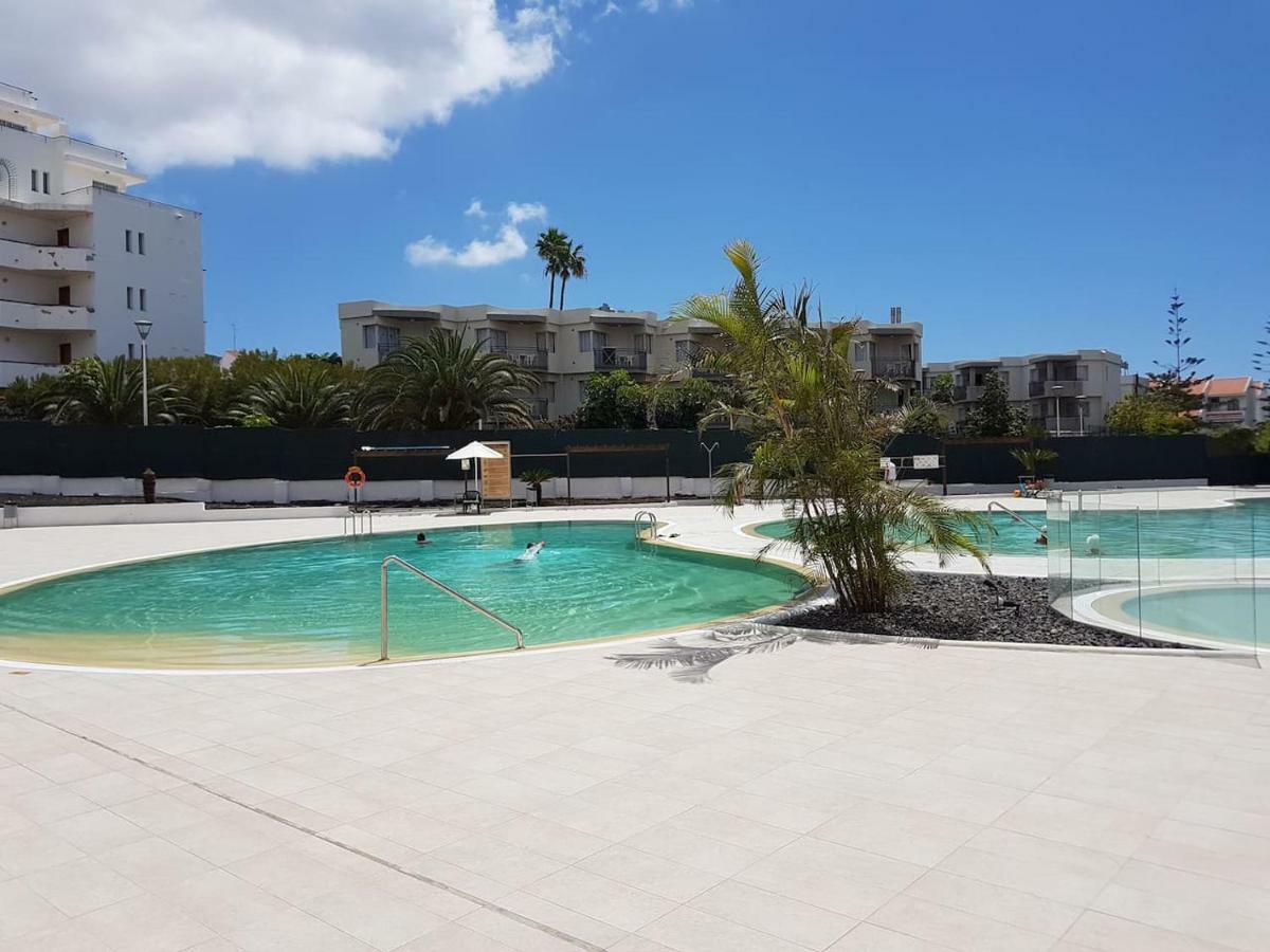 San Marino With Heated Pool, Only 450 Meters To The Beach, Wifi Lejlighed Arona  Eksteriør billede