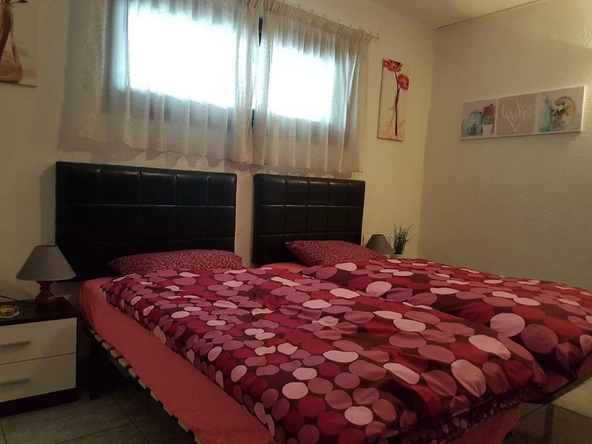 San Marino With Heated Pool, Only 450 Meters To The Beach, Wifi Arona  Eksteriør billede